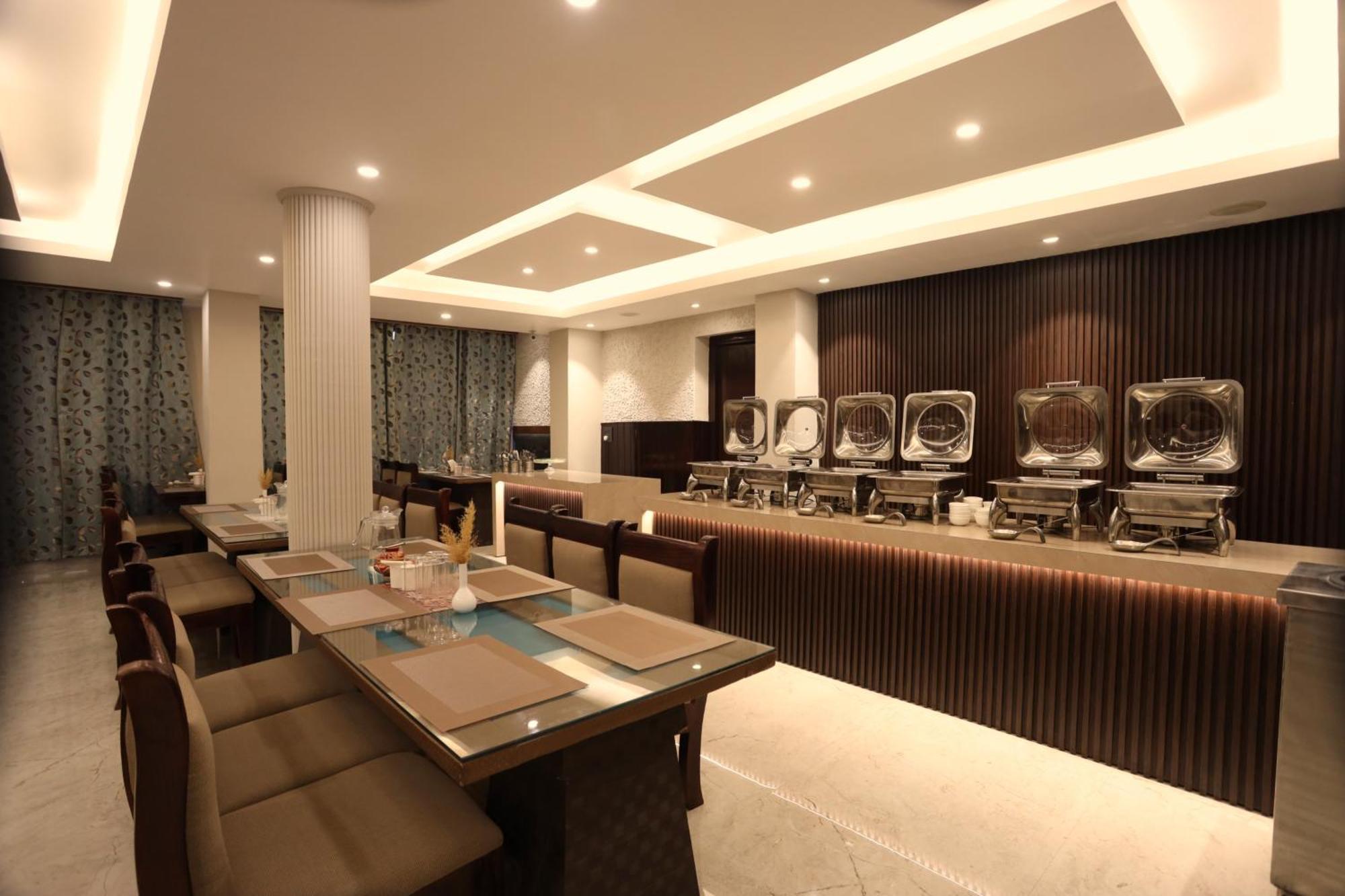 โรงแรมนลันดา ลาดัค เลห์ ภายนอก รูปภาพ
